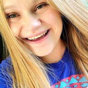 Meet your Posher, Shelby